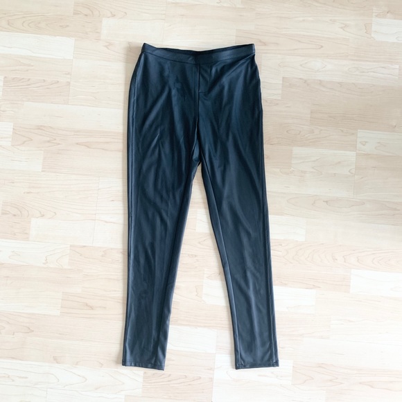 Mid Rise Black Faux Leather Legging - Picture 2 of 6